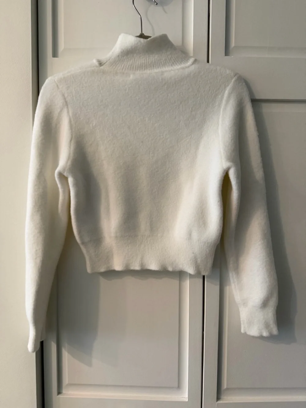 ZARA Soft Knit Mock Neck Cropped Sweater - White - Size S like new - Picture 8 of 8